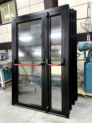 Фотогалерея технических дверей