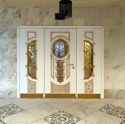 Парадная дверь белого цвета Парадная дверь белого цвета